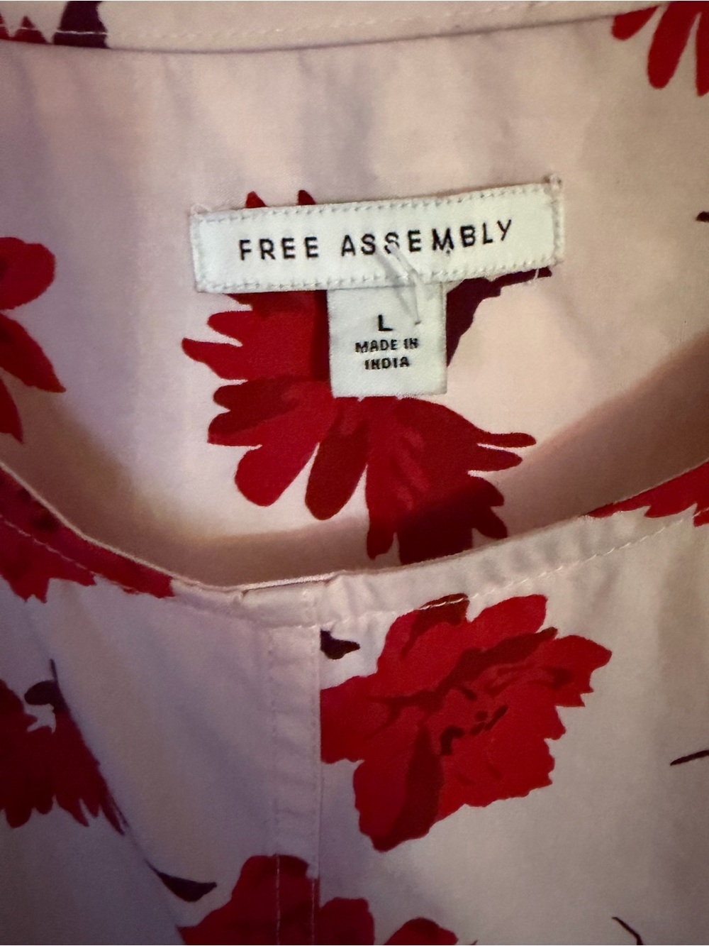 Red Floral Ruffle Sleeve Blouse - Picture 2 of 2